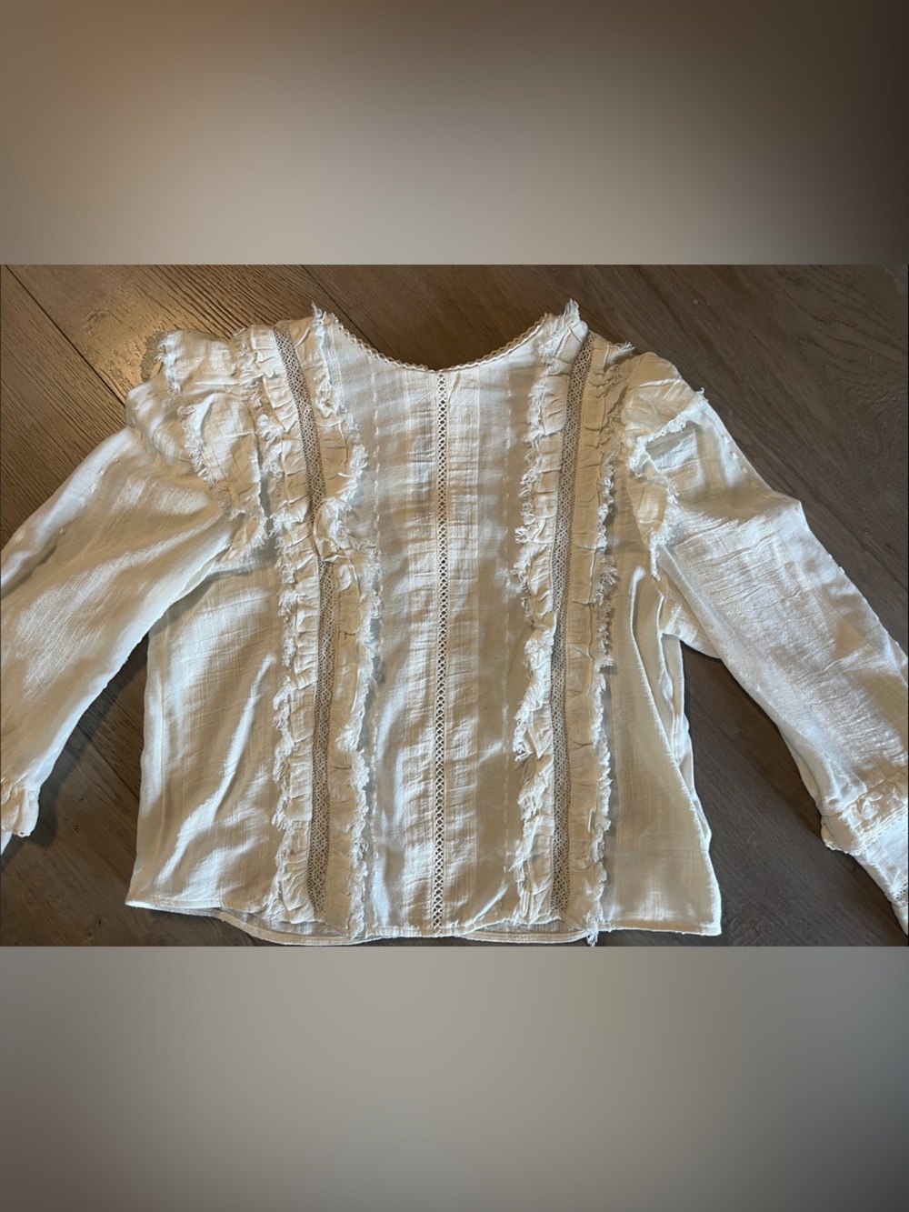 H&M White Ruffled Top